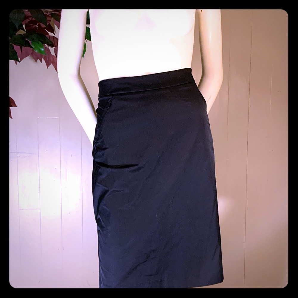 Black pencil skirt